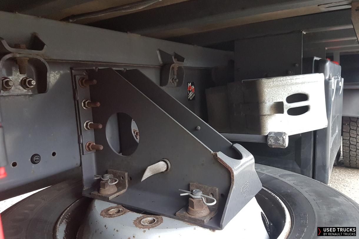 Renault Trucks Premium Distribution 380