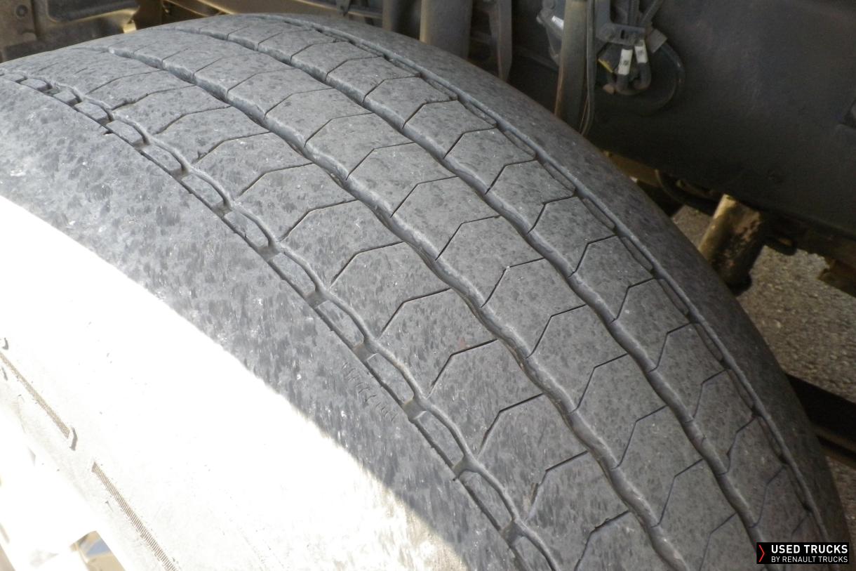 Renault Trucks T High 520