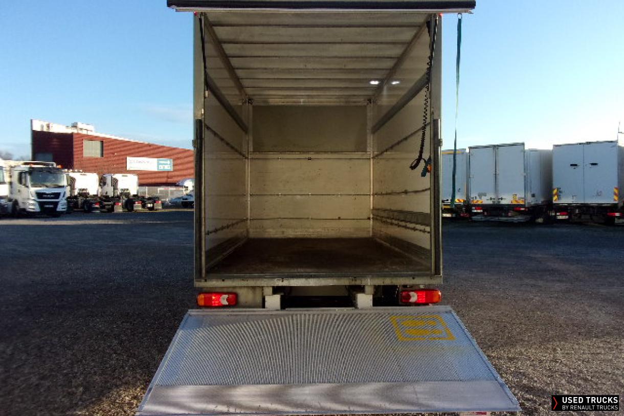 Renault Trucks Master 
