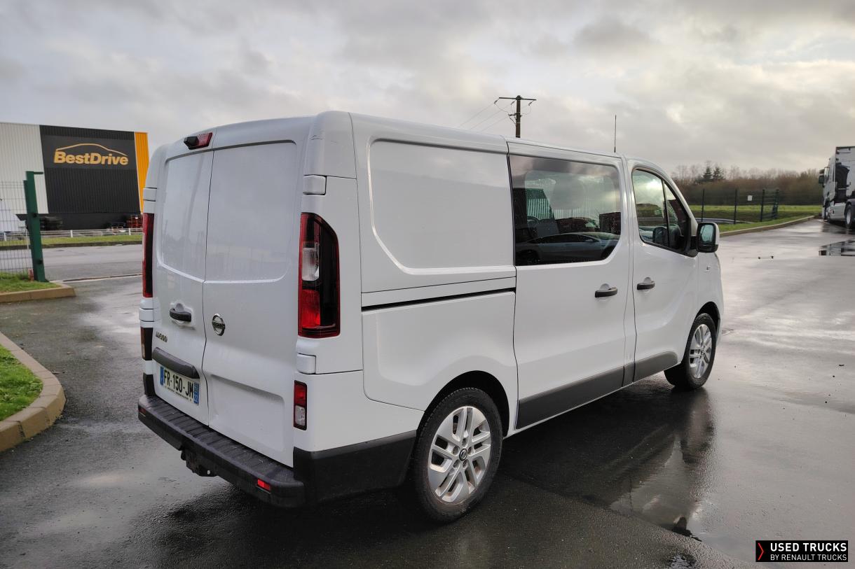 Nissan NV300 