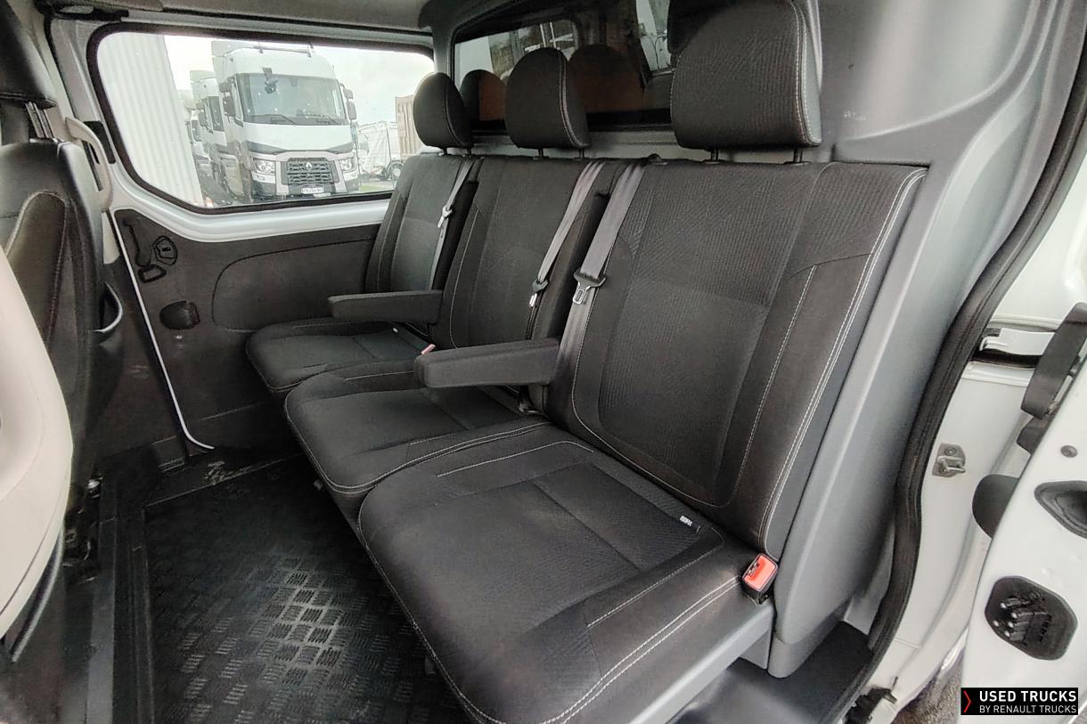 Nissan NV300 