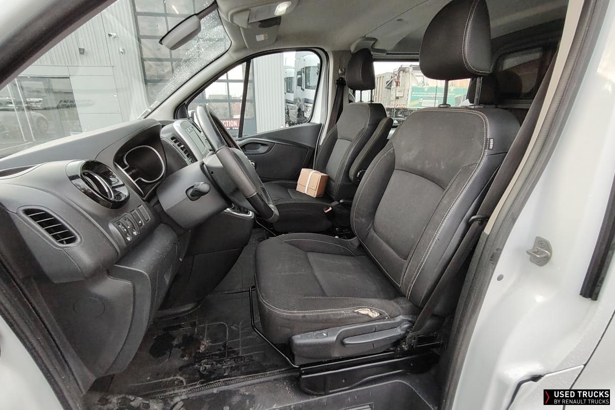 Nissan NV300 