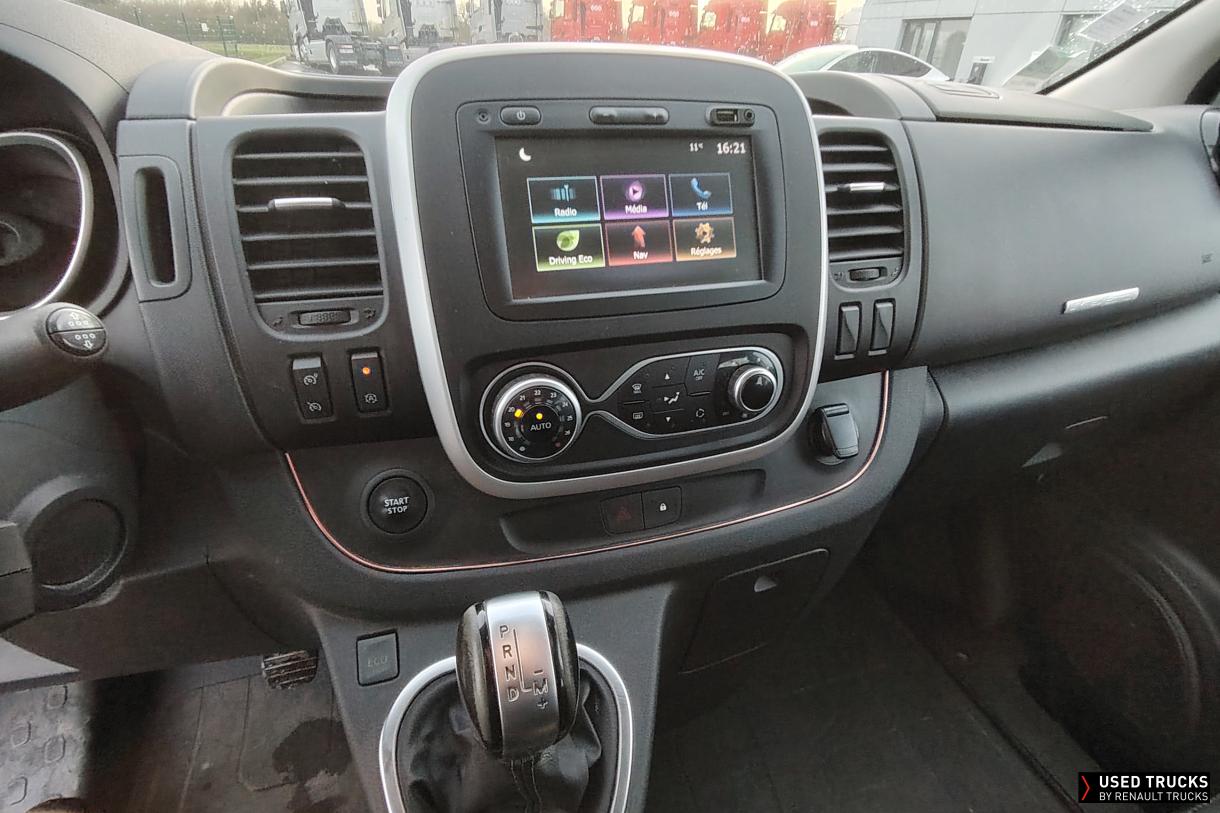 Nissan NV300 