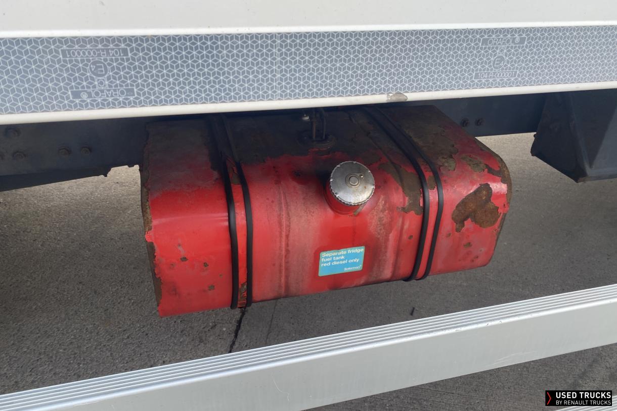 Renault Trucks D Wide 320