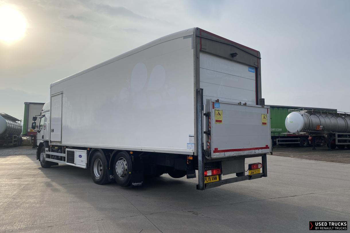 Renault Trucks D Wide 320