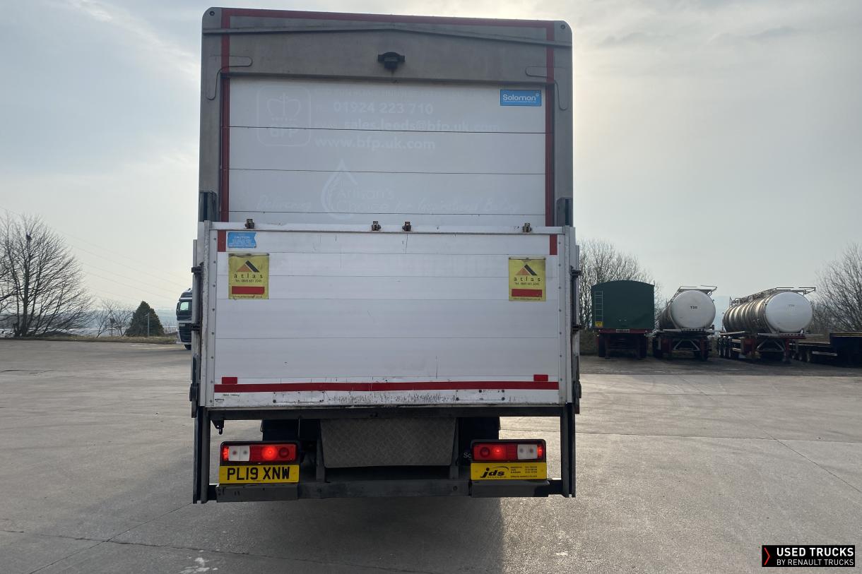 Renault Trucks D Wide 320