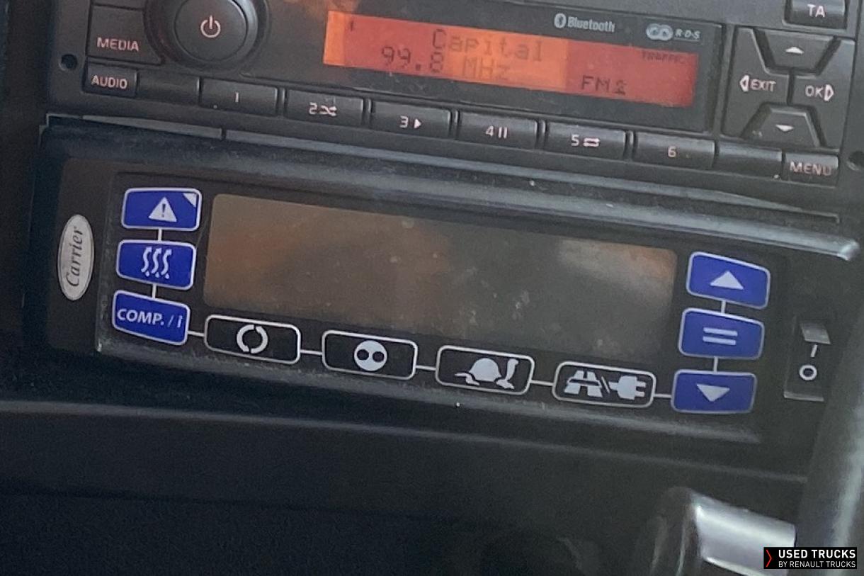 Renault Trucks D Wide 320