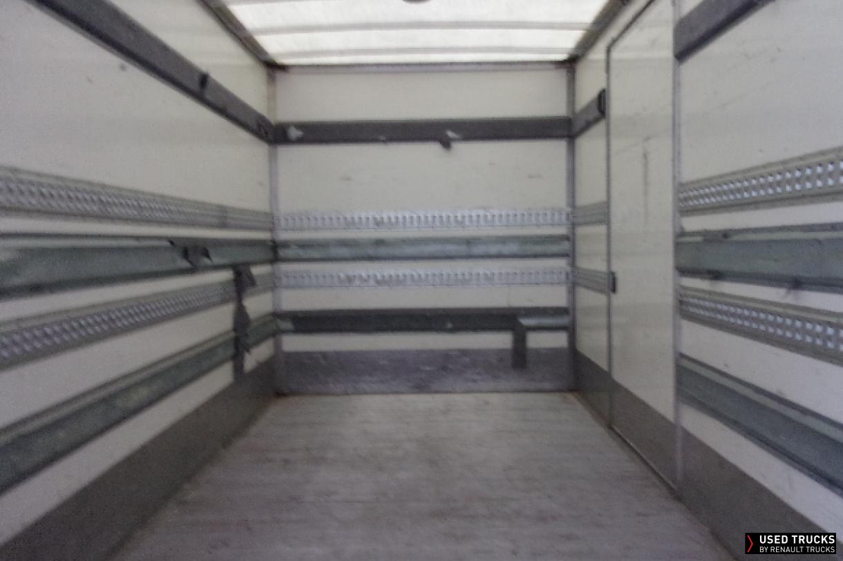 Renault Trucks Master 145