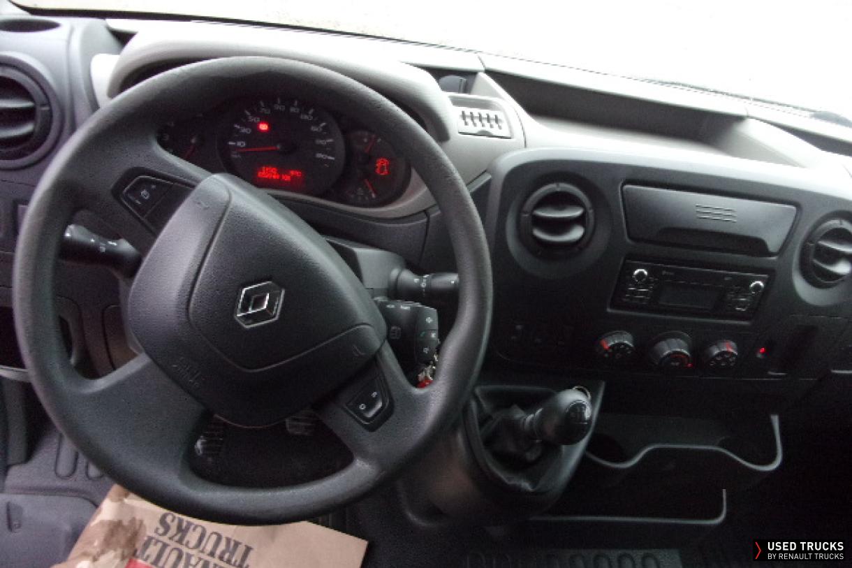 Renault Trucks Master 145