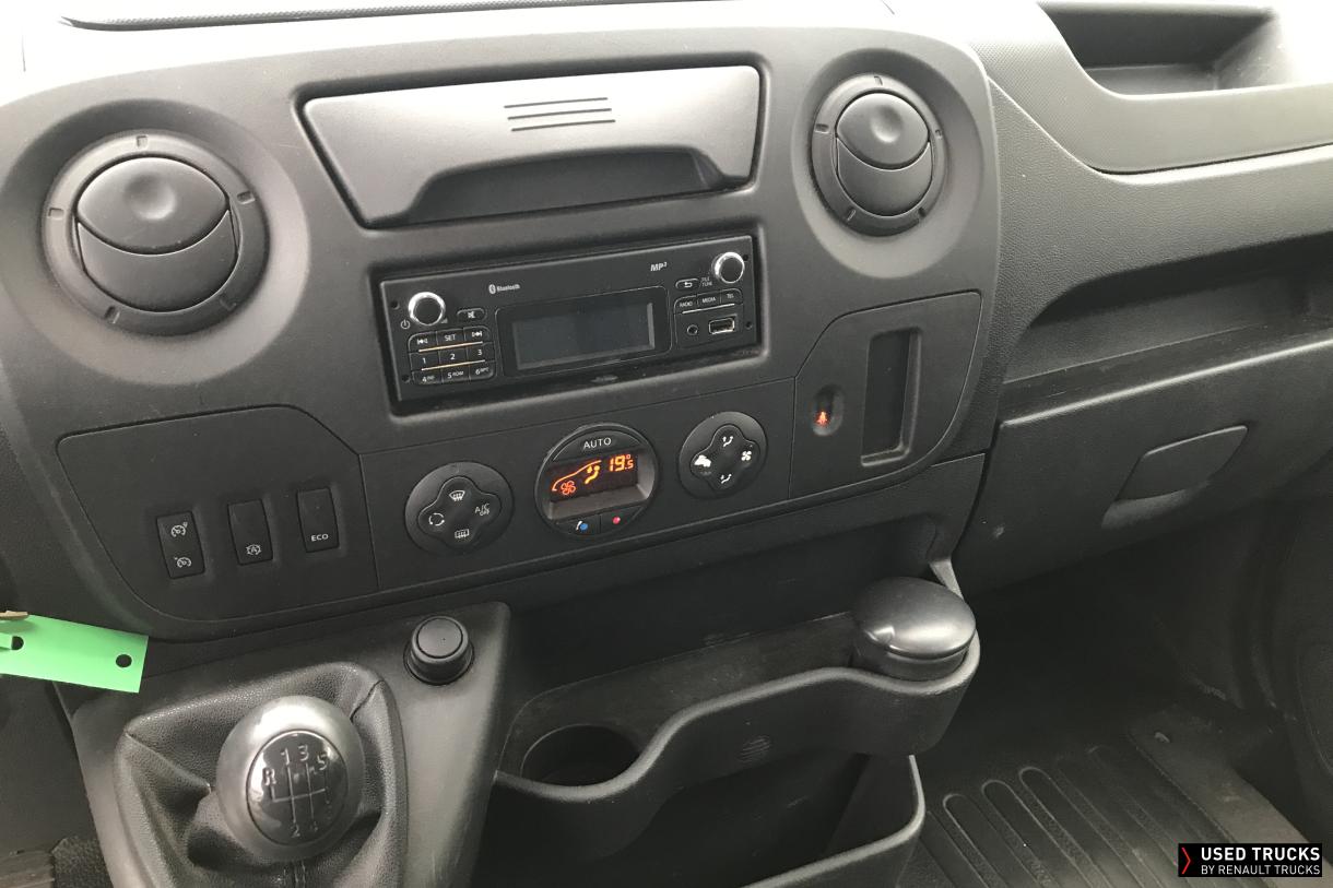 Renault Trucks Master 145