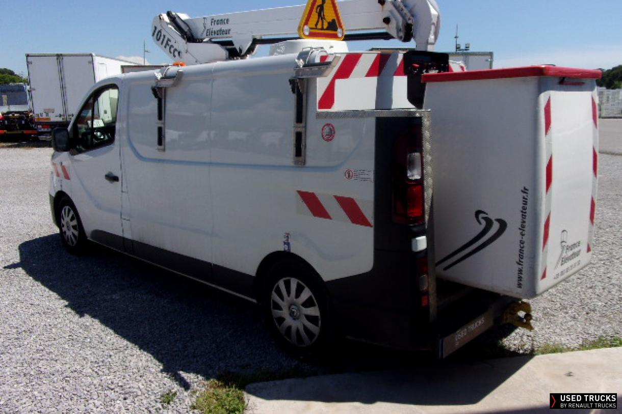 Renault Trucks Trafic 145