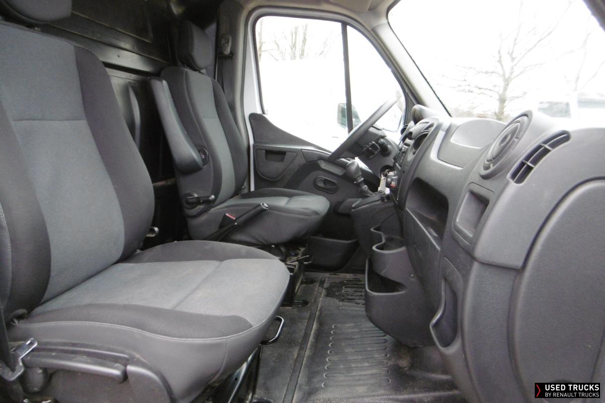 Renault Trucks Master 130