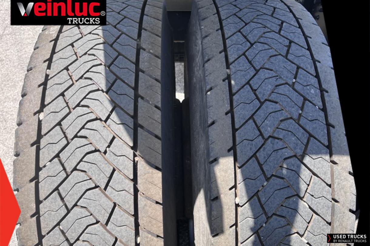 Renault Trucks Premium Route 460