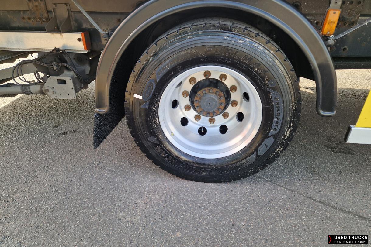 Renault Trucks D Wide 280