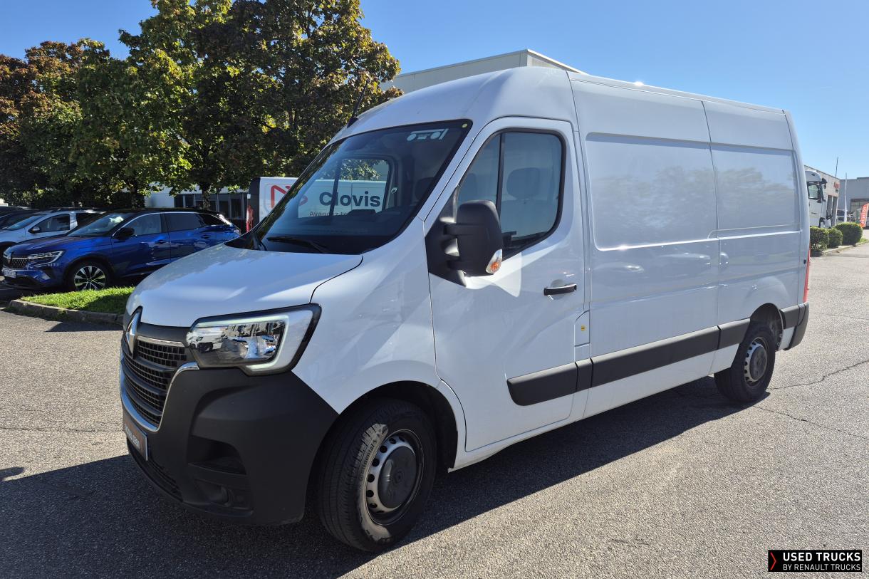 Renault Master 136