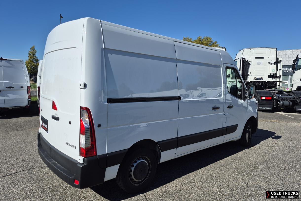 Renault Master 136