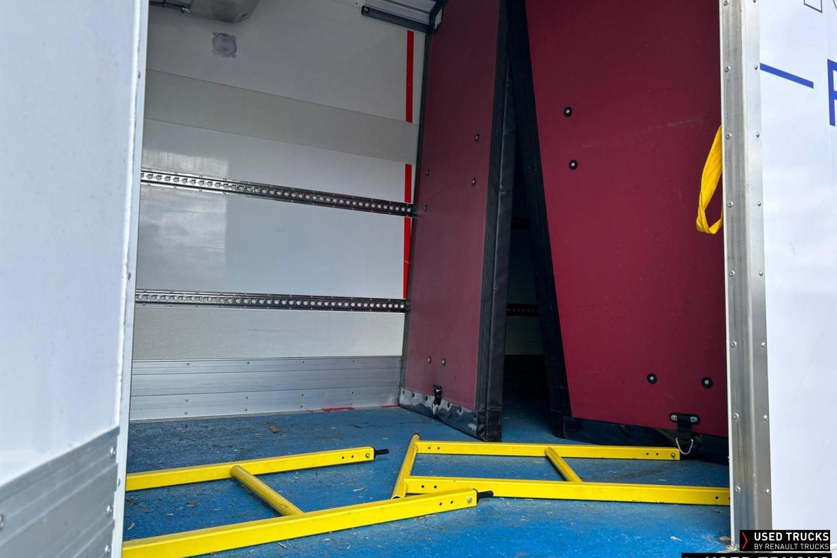 Renault Trucks D Wide Z.E. 