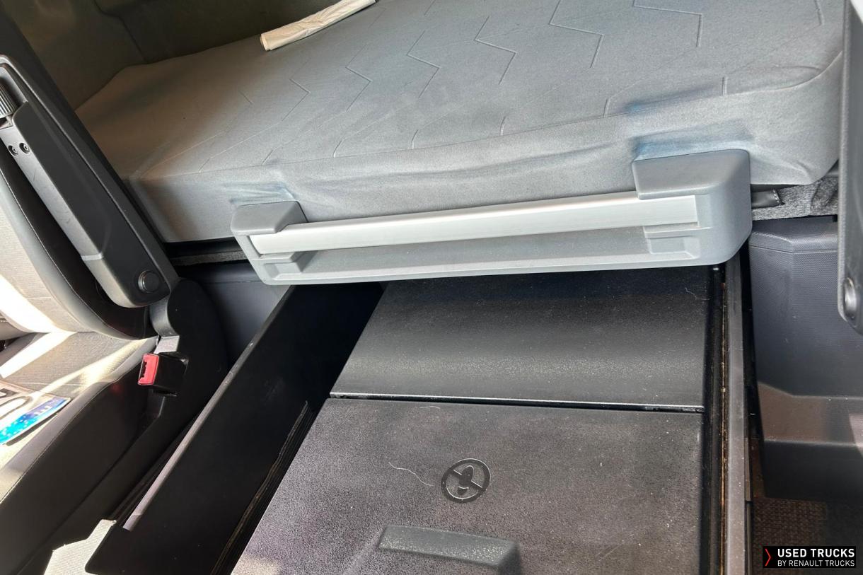 Renault Trucks T High 520