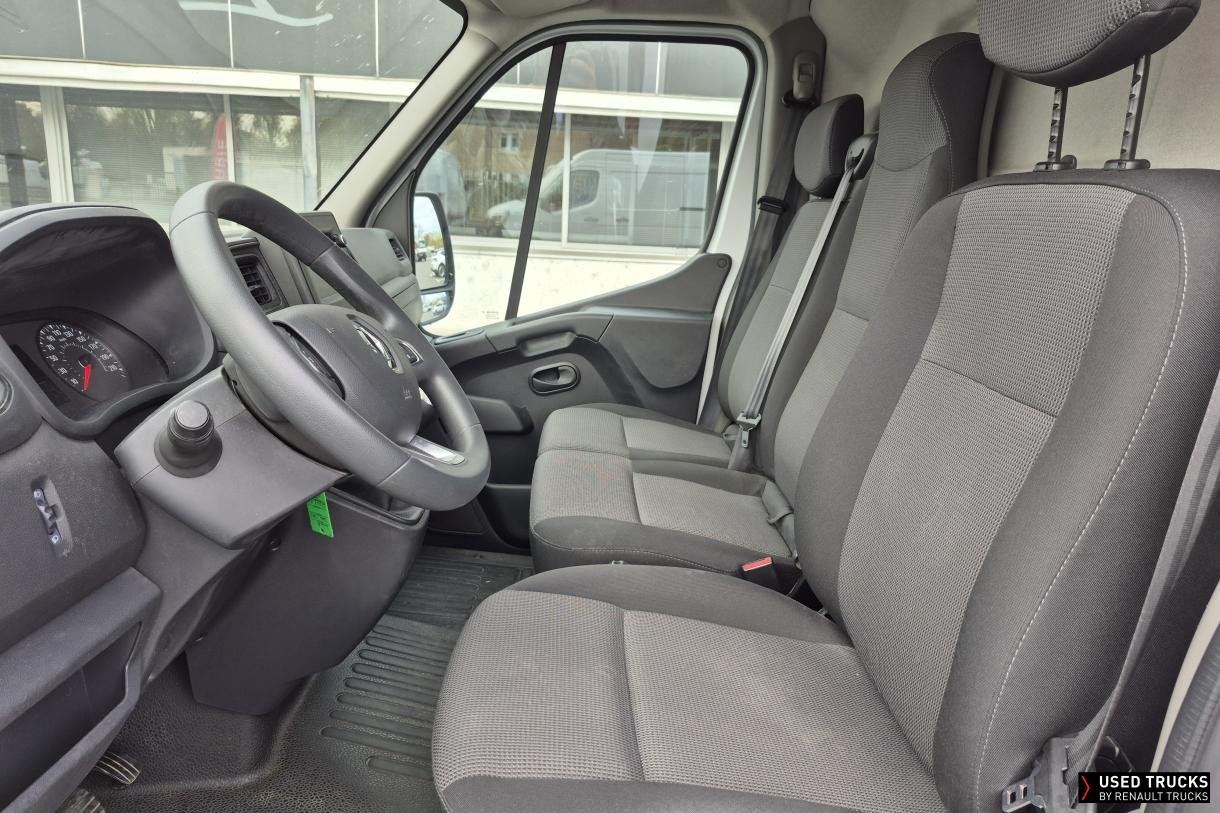 Renault Trucks Master 135