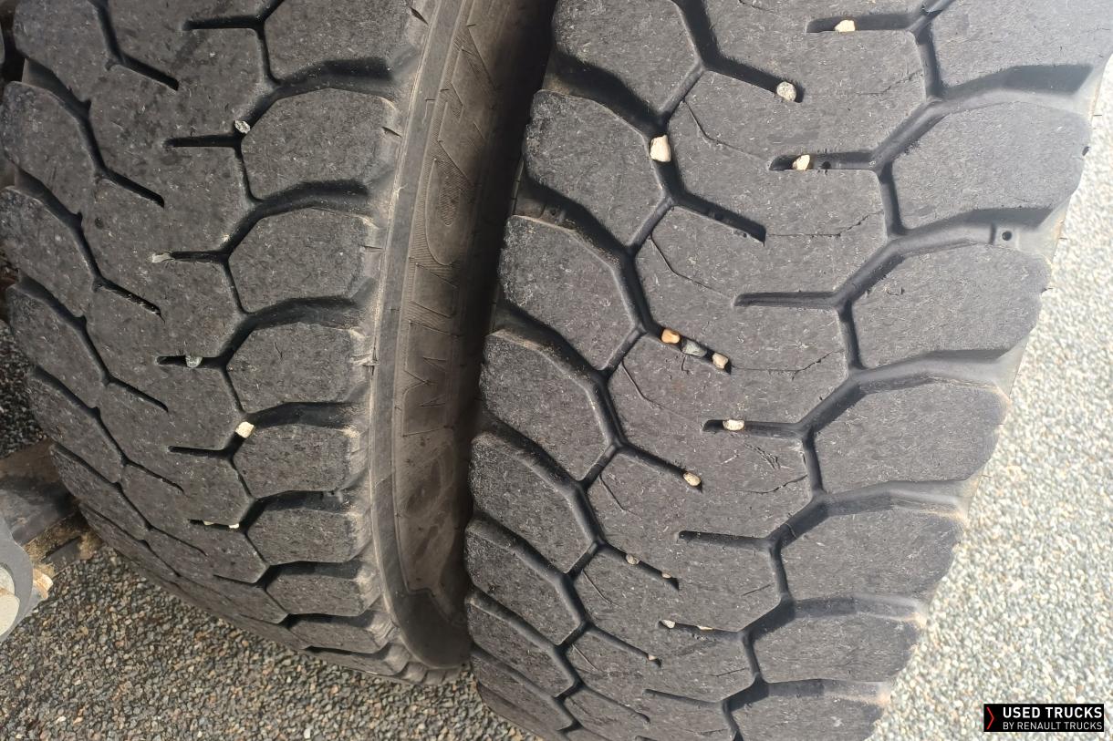Renault Trucks C 460