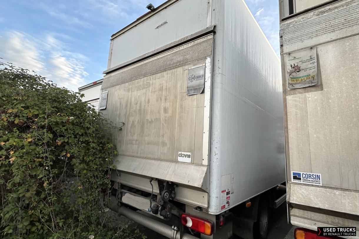 Renault Trucks Master 135