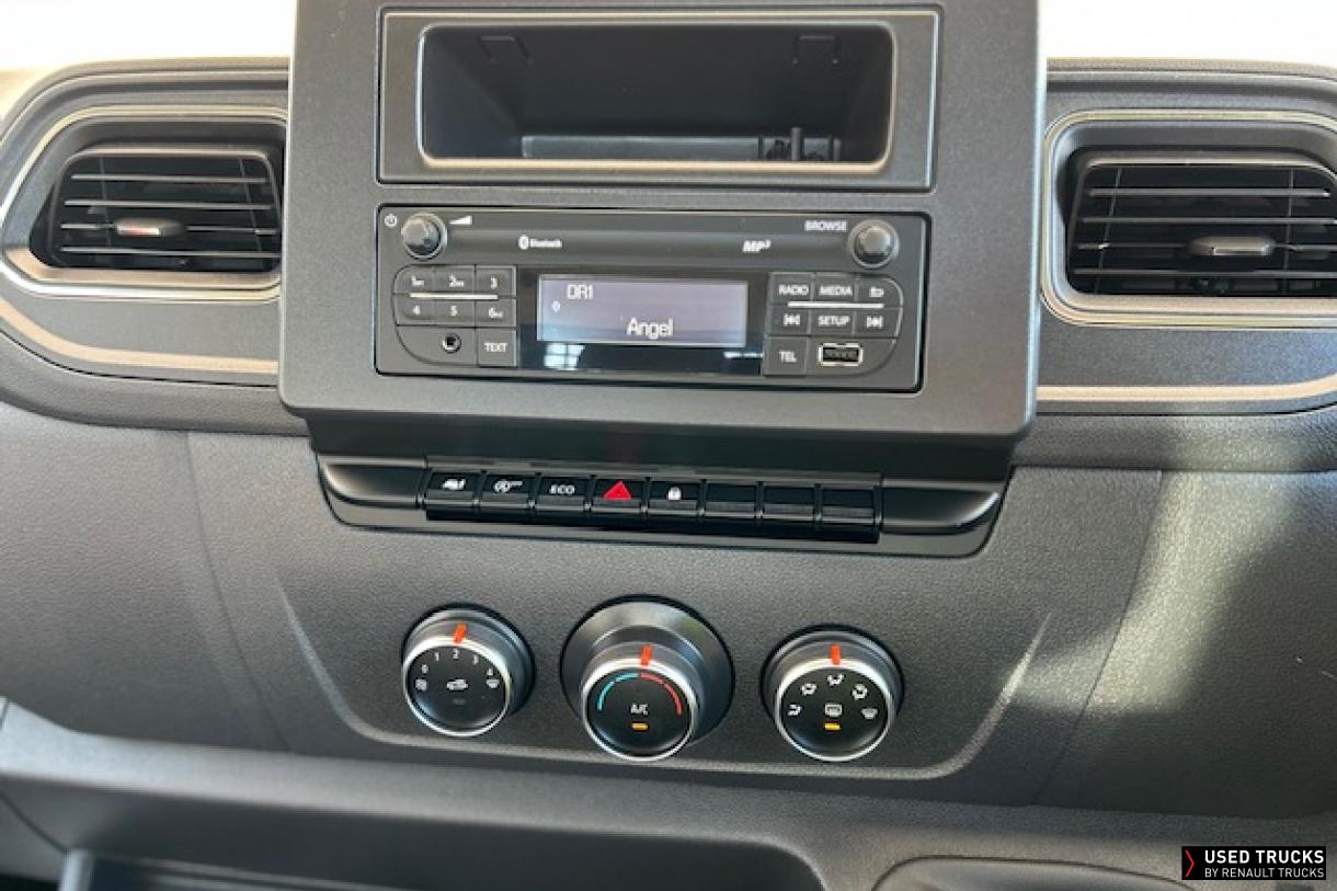 Renault Trucks Master 145