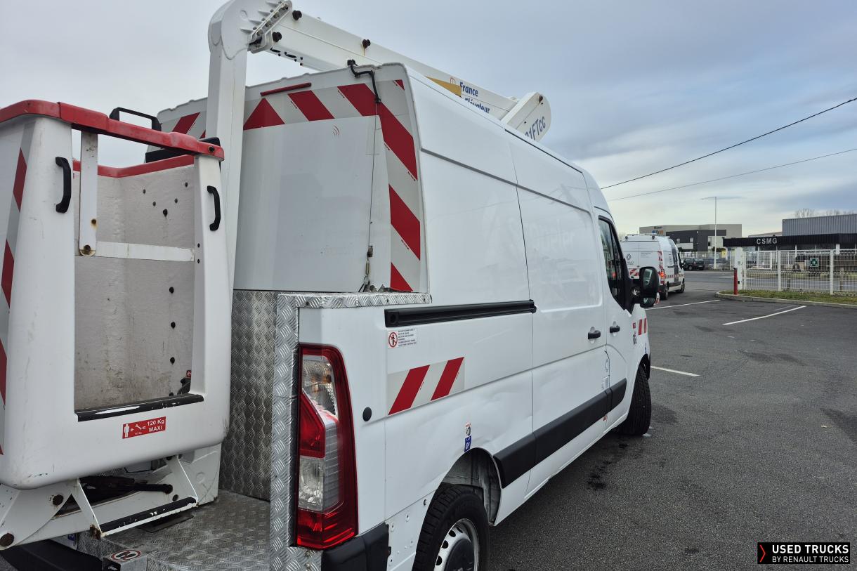 Renault Trucks Master 145
