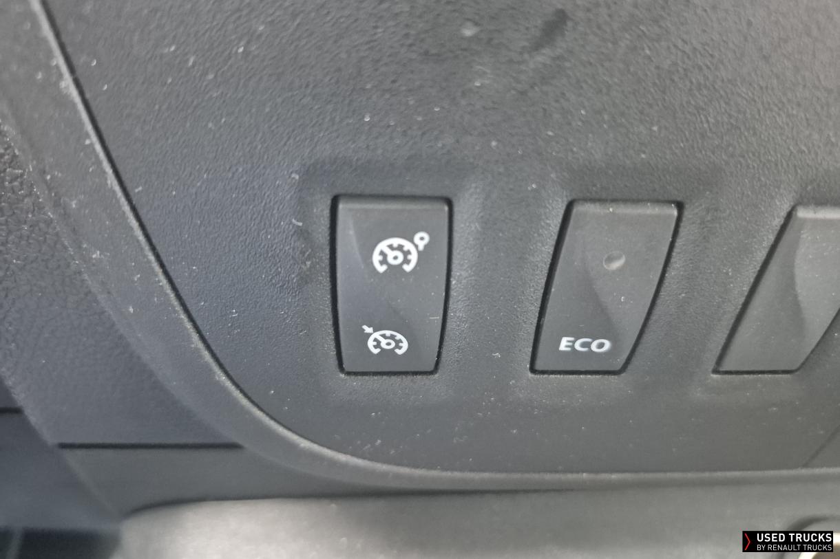 Renault Trucks Master 130