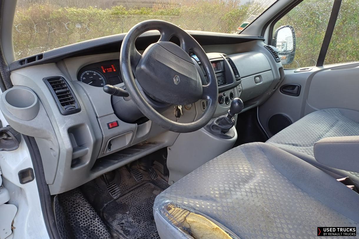 Renault Trafic 115