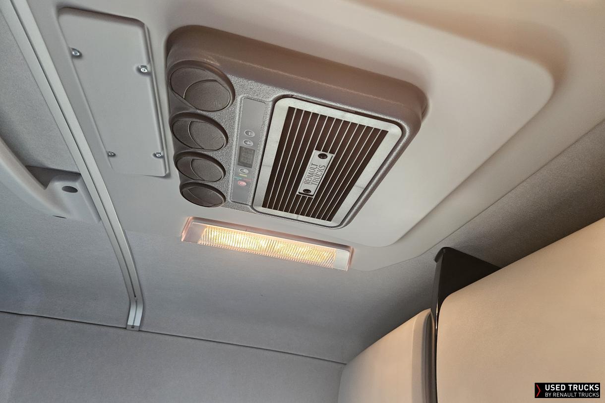 Renault Trucks T 440