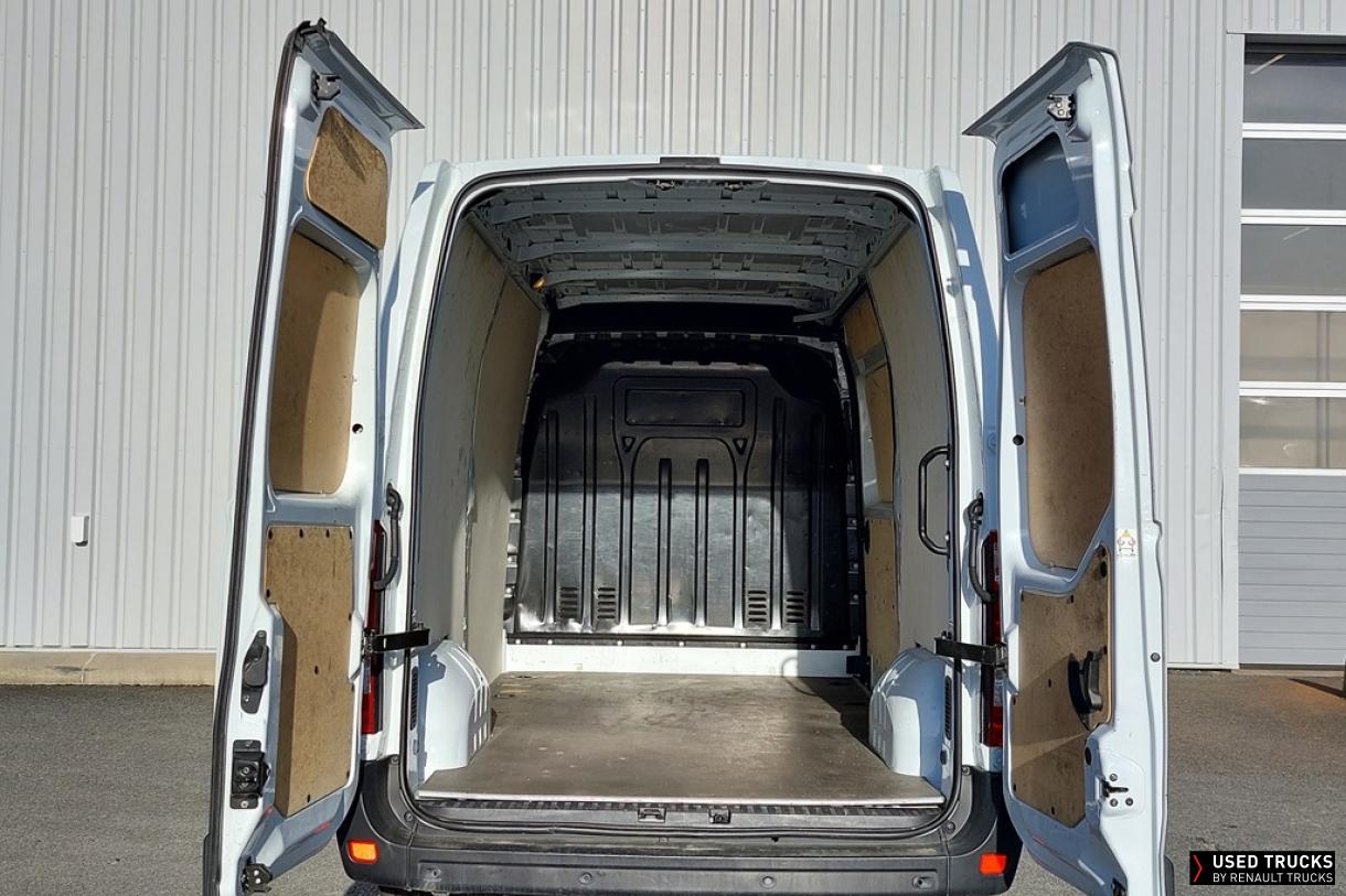 Renault Master 130