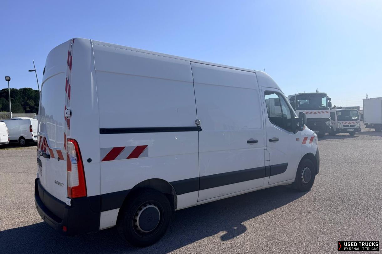 Renault Trucks Master 135
