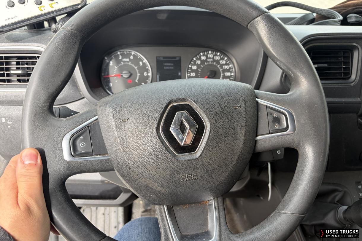 Renault Trucks Master 145