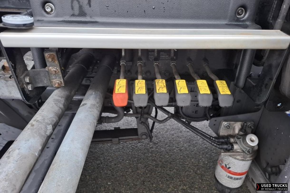 Renault Trucks D 210