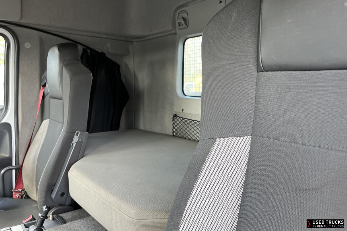 Renault Trucks D Wide 280