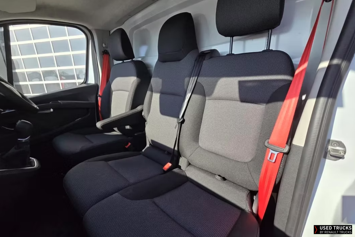 Renault Trucks Trafic 
