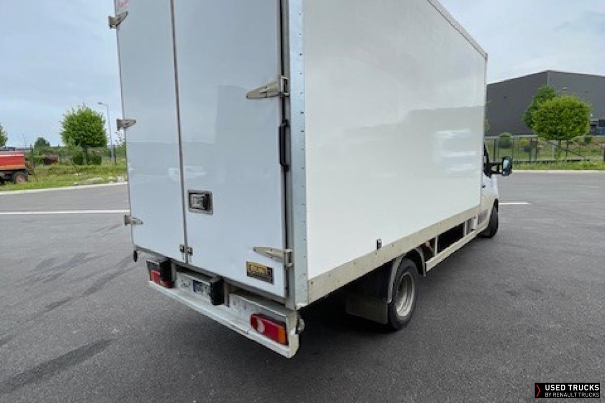 Renault Trucks Master 165