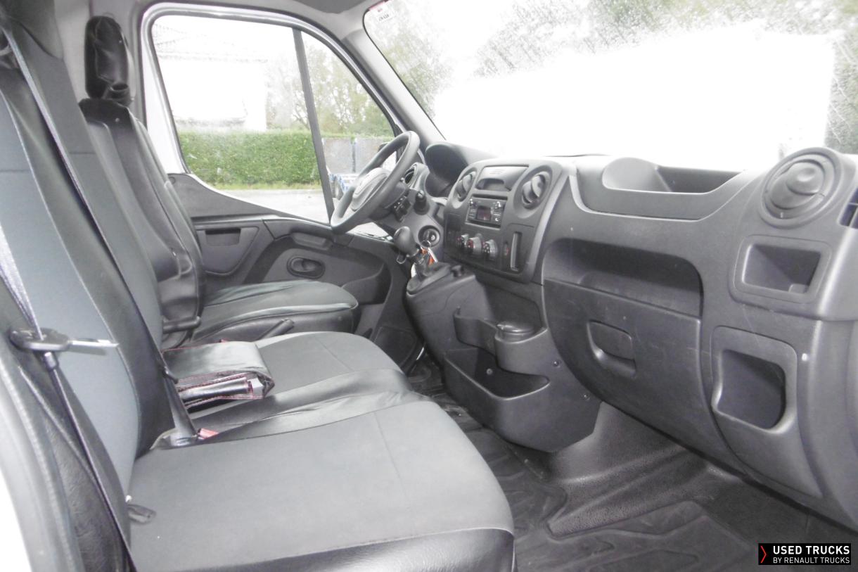 Renault Trucks Master 145