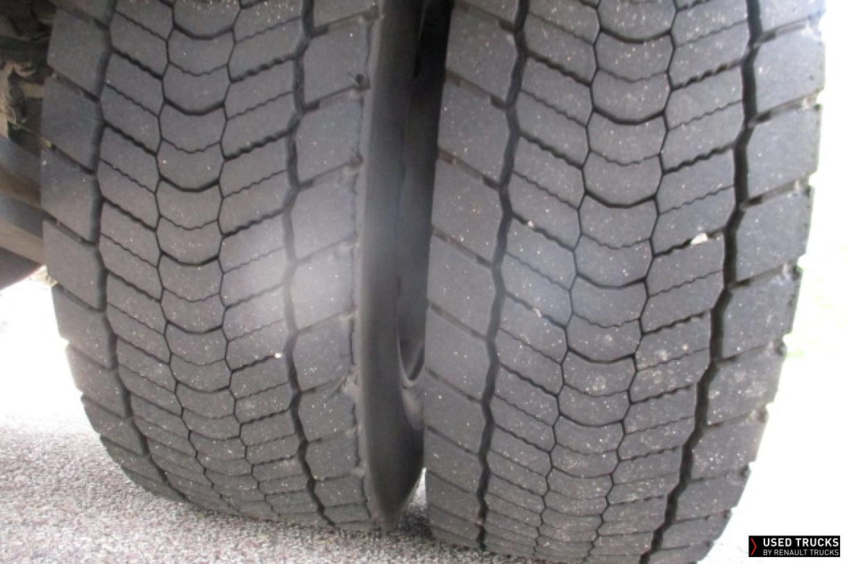 Renault Trucks D Wide 280