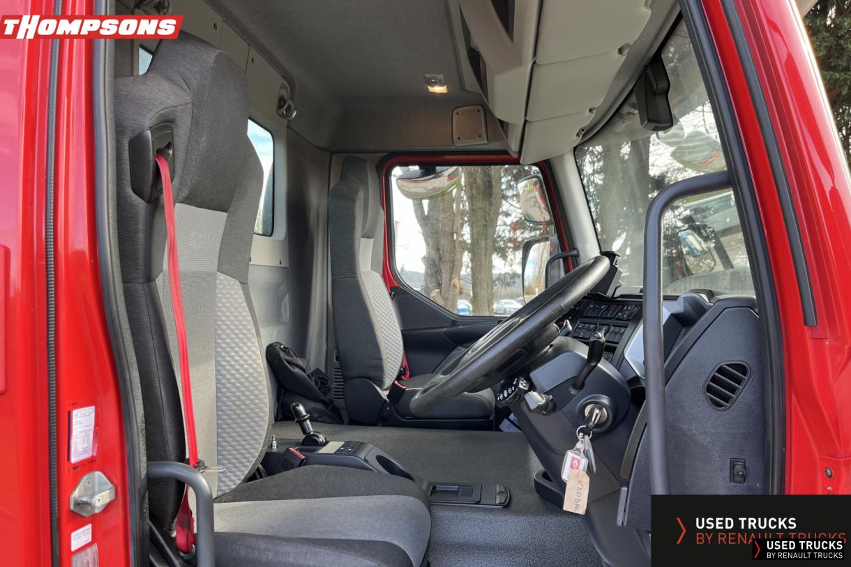 Renault Trucks D Wide 320