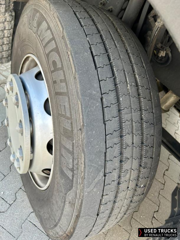 Renault Trucks T 520