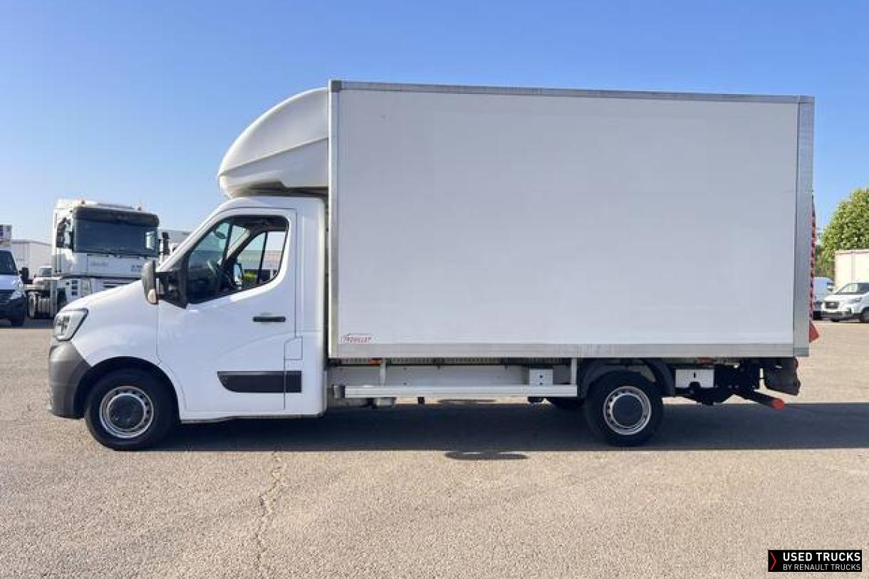 Renault Master 145