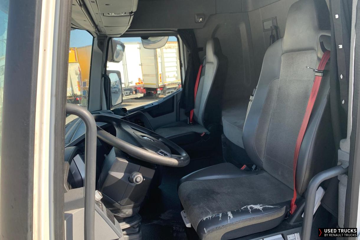Renault Trucks T 440