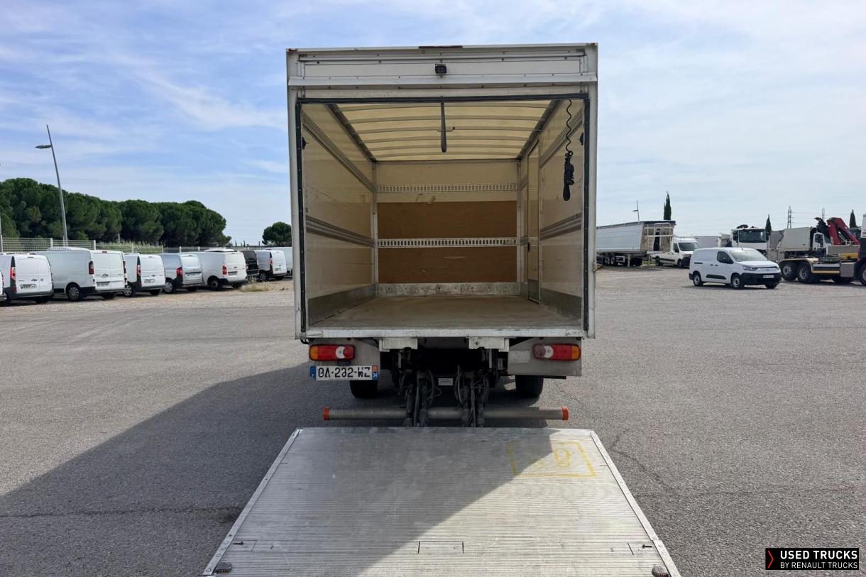 Renault Trucks Master 145