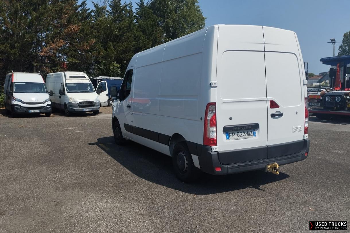 Renault Trucks Master 145