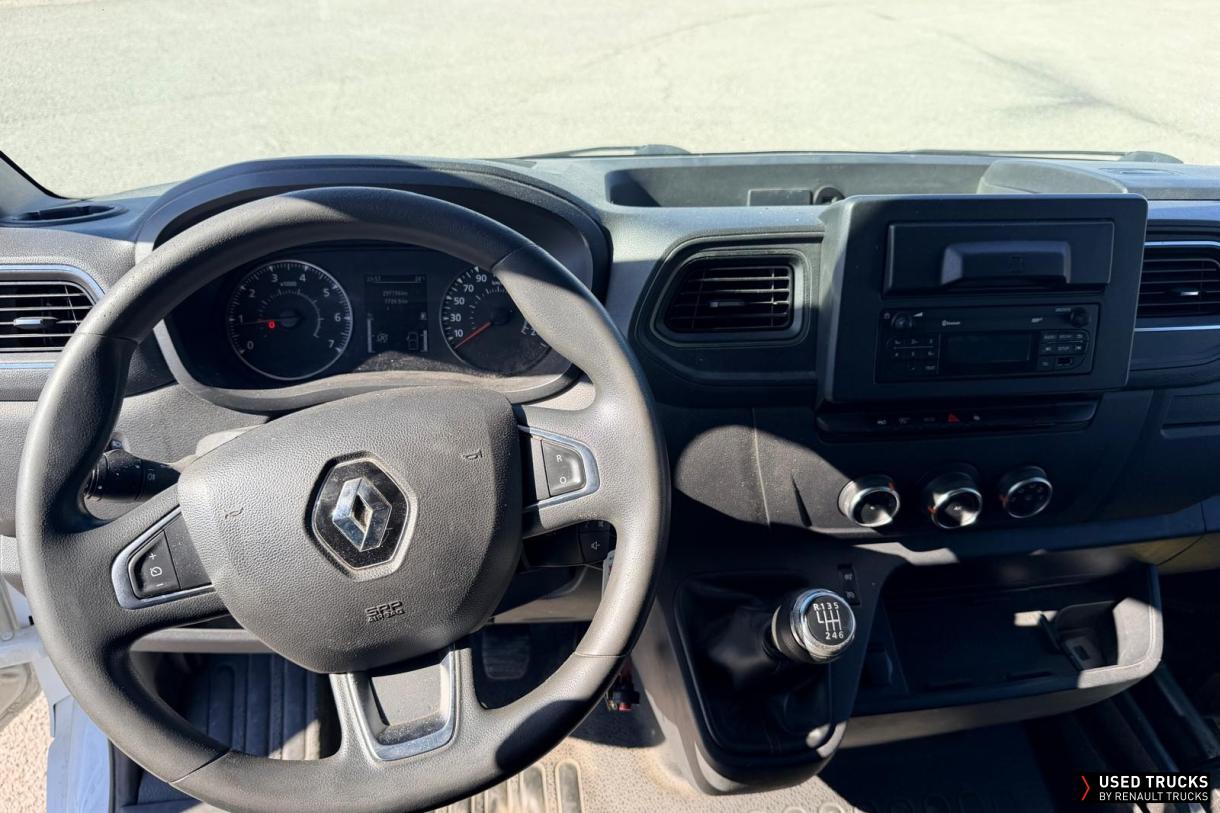 Renault Trucks Master 145