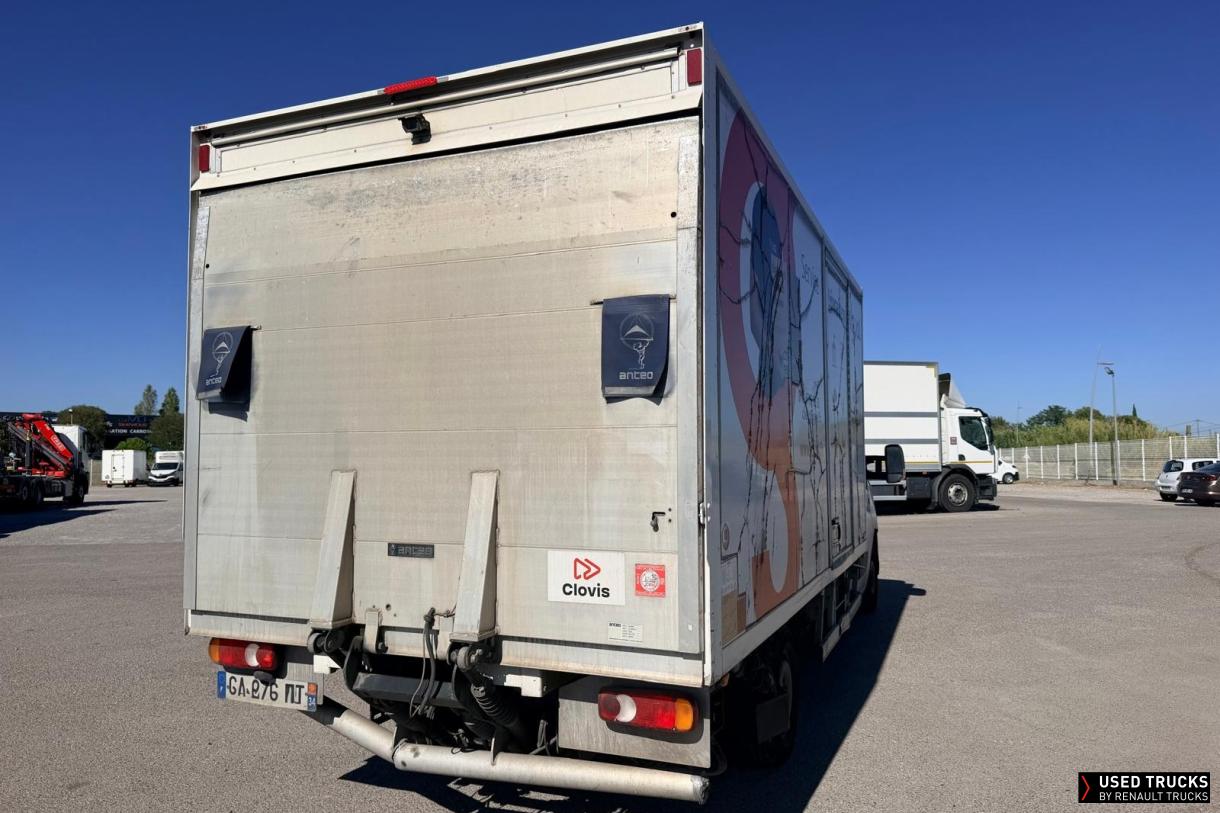 Renault Trucks Master 145