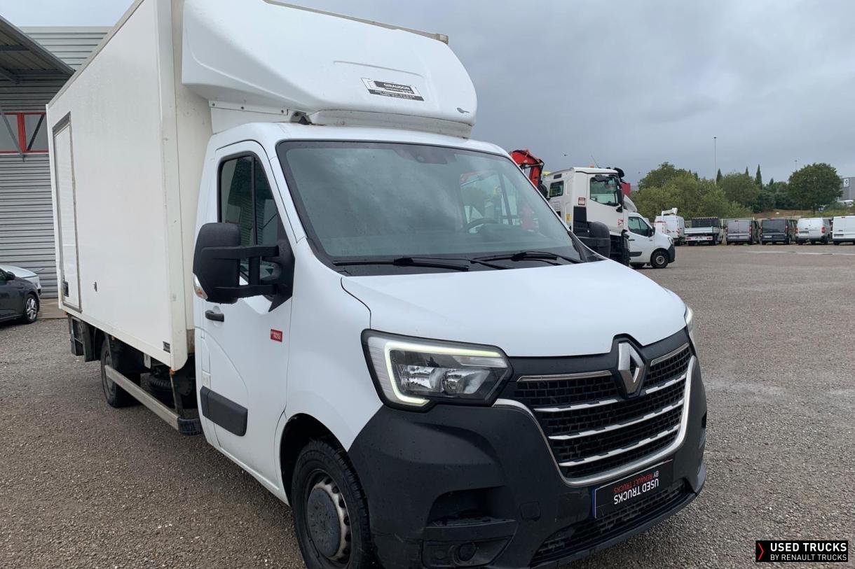 Renault Trucks Master 145