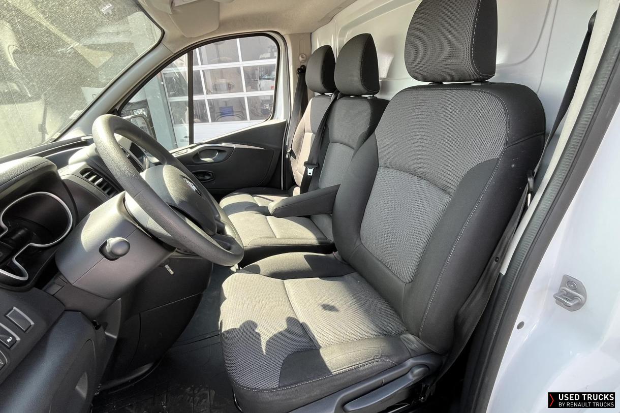 Renault Trafic 145