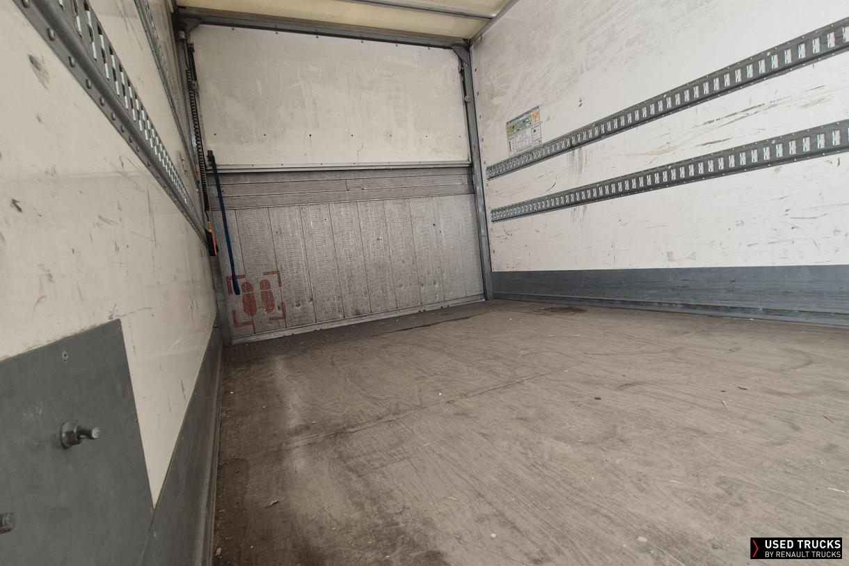 Renault Trucks D 210